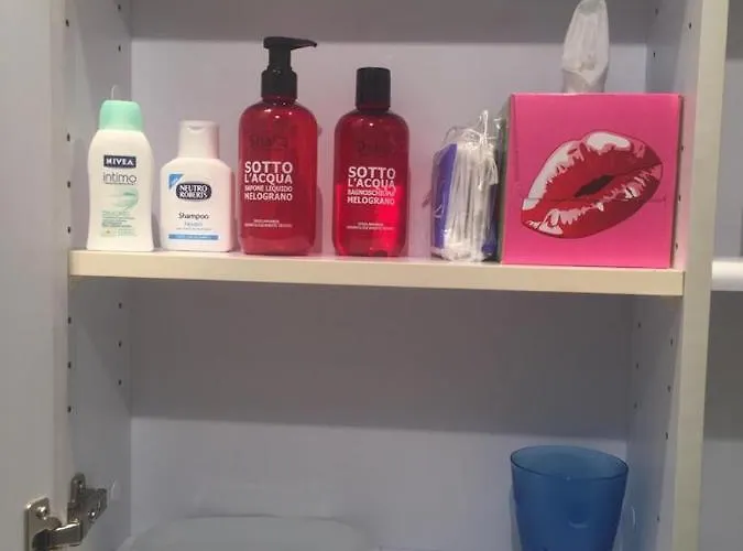 شقة In Centro A Vicino Parcheggio Privato Incluso! *