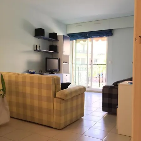 In Centro A Vicino Parcheggio Privato Incluso! Apartmán Menton