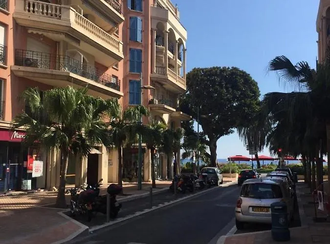 Апартаменти In Centro A Vicino Parcheggio Privato Incluso!